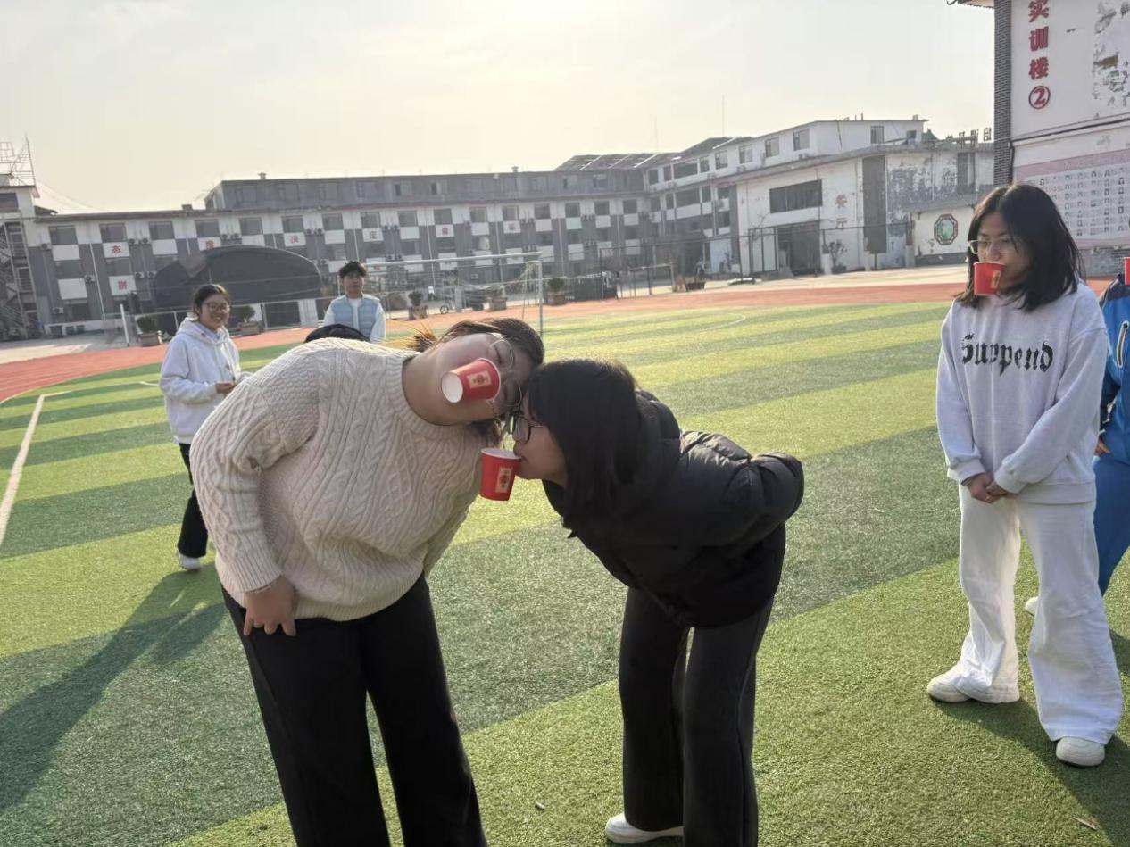 1_DThread_1765436238072 1_DThread_1765436238072